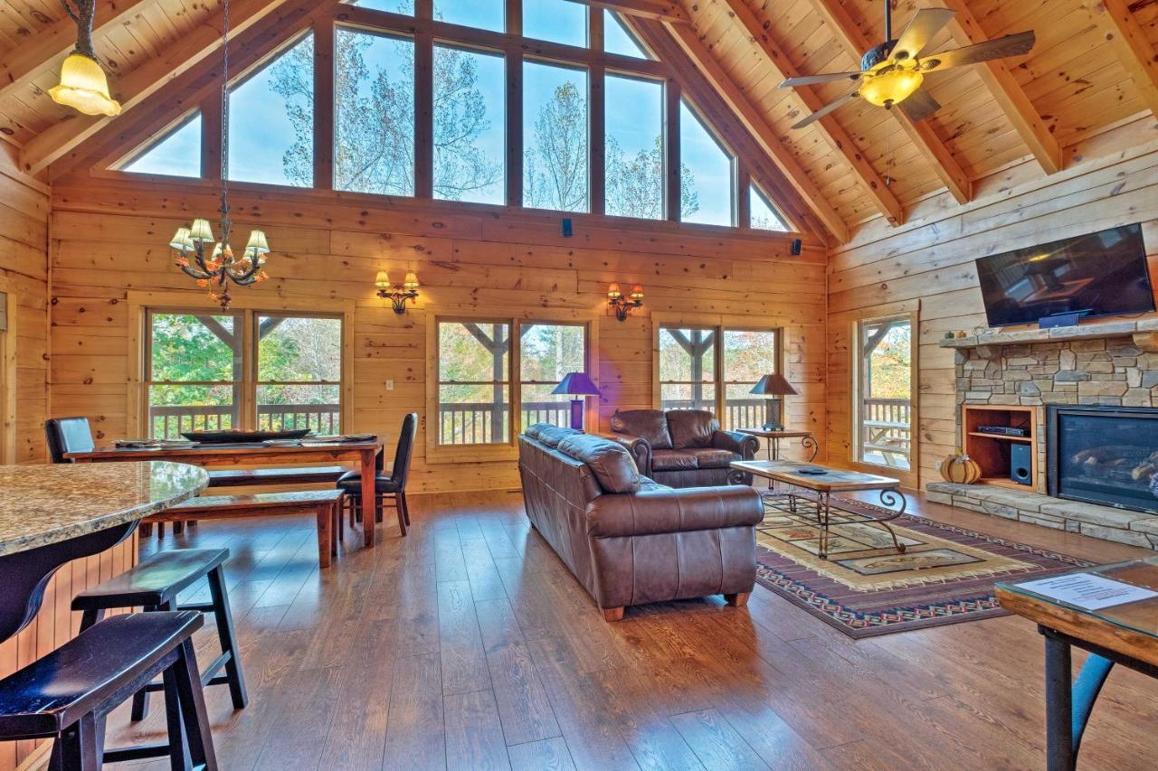 Pigeon Forge Cabin With Brand New Hot Tub And Views! Sevierville Exteriör bild
