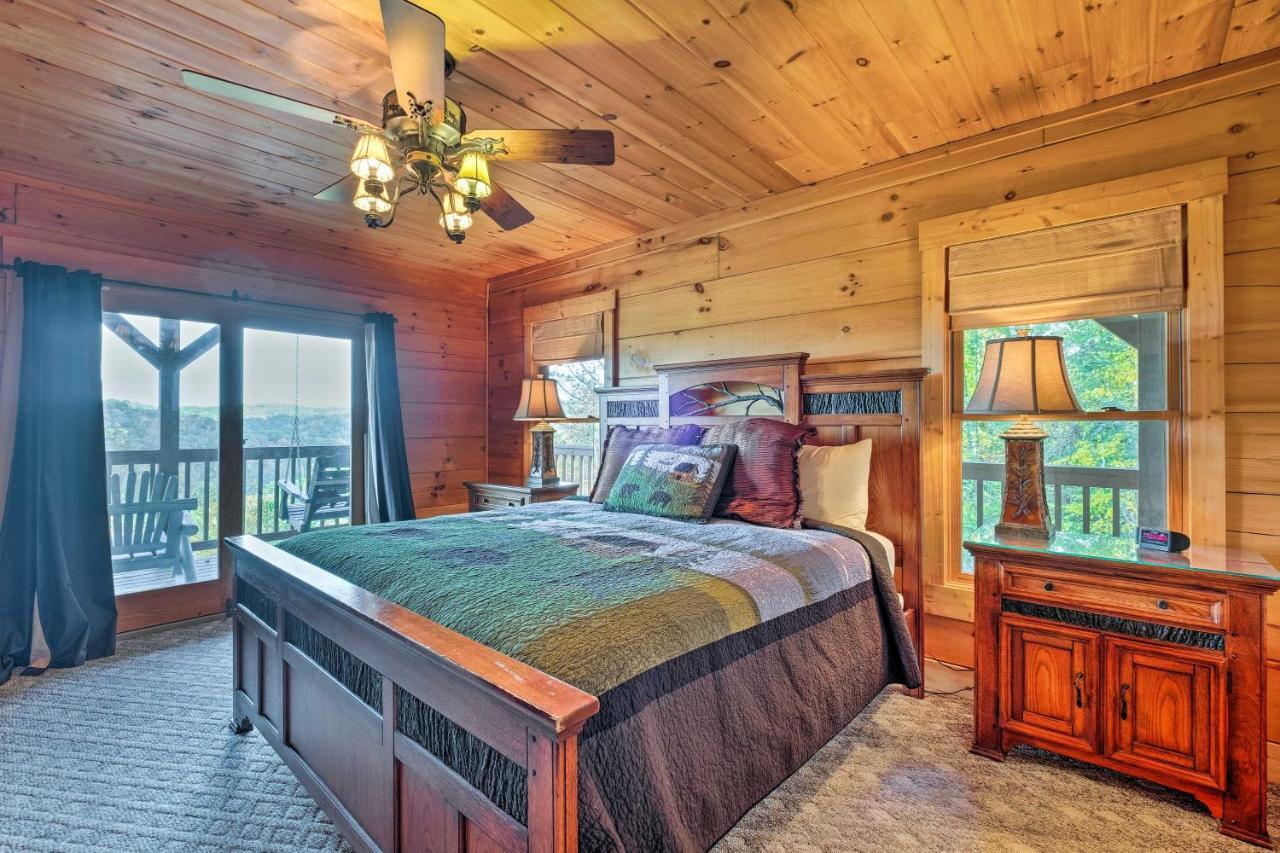 Pigeon Forge Cabin With Brand New Hot Tub And Views! Villa Sevierville Exteriör bild