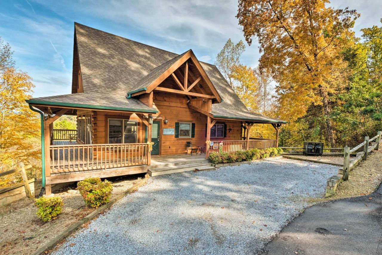 Pigeon Forge Cabin With Brand New Hot Tub And Views! Sevierville Exteriör bild