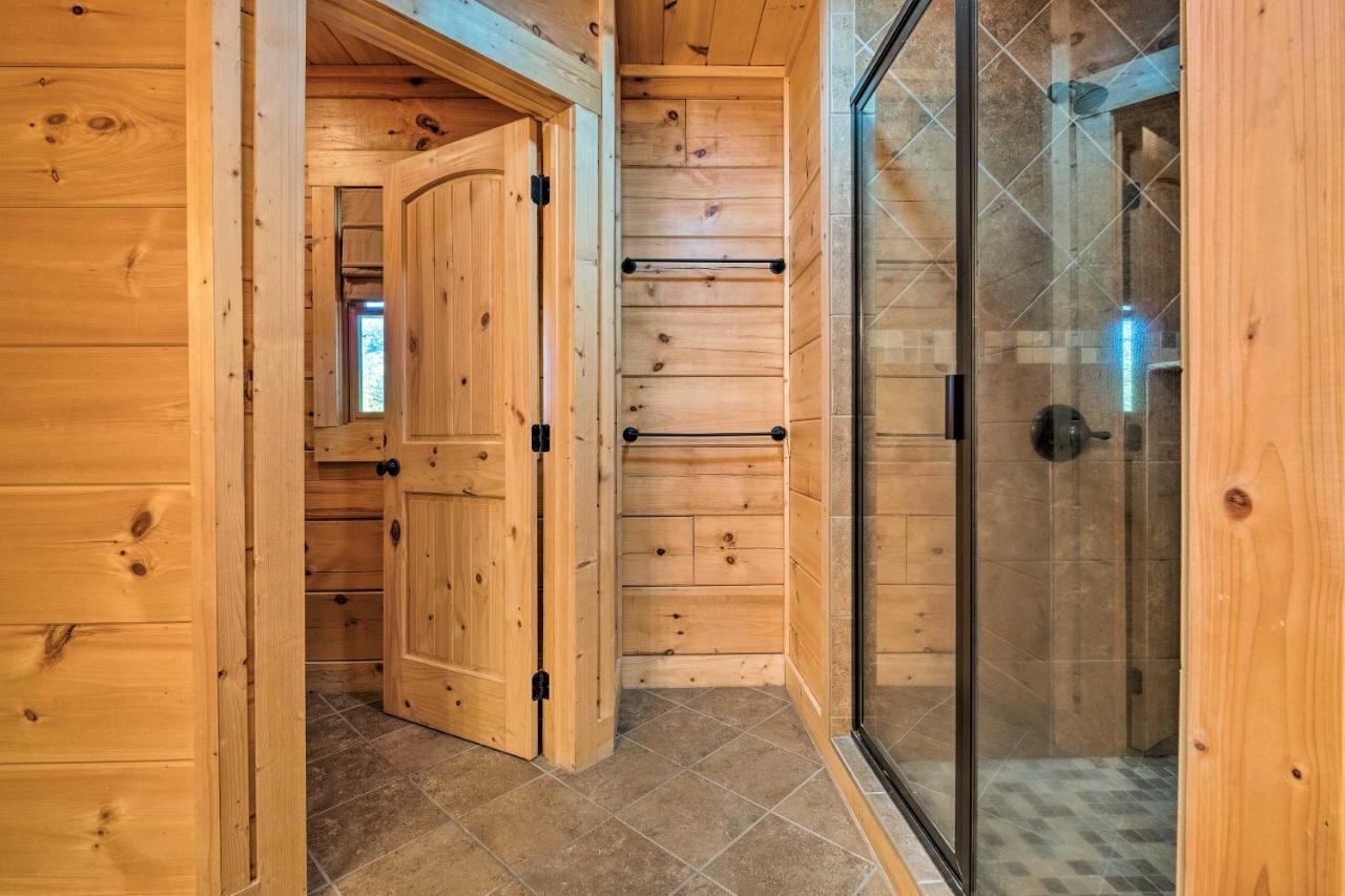 Pigeon Forge Cabin With Brand New Hot Tub And Views! Sevierville Exteriör bild