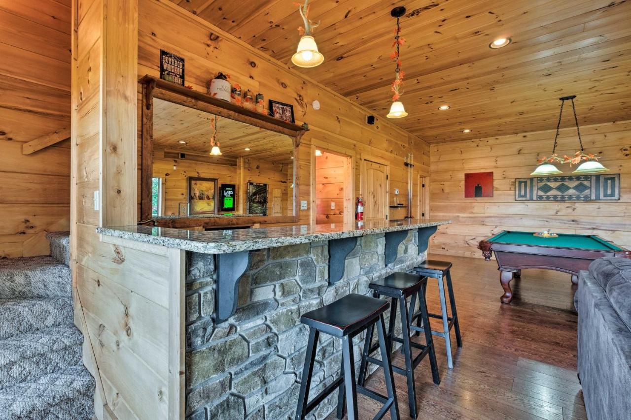 Pigeon Forge Cabin With Brand New Hot Tub And Views! Sevierville Exteriör bild